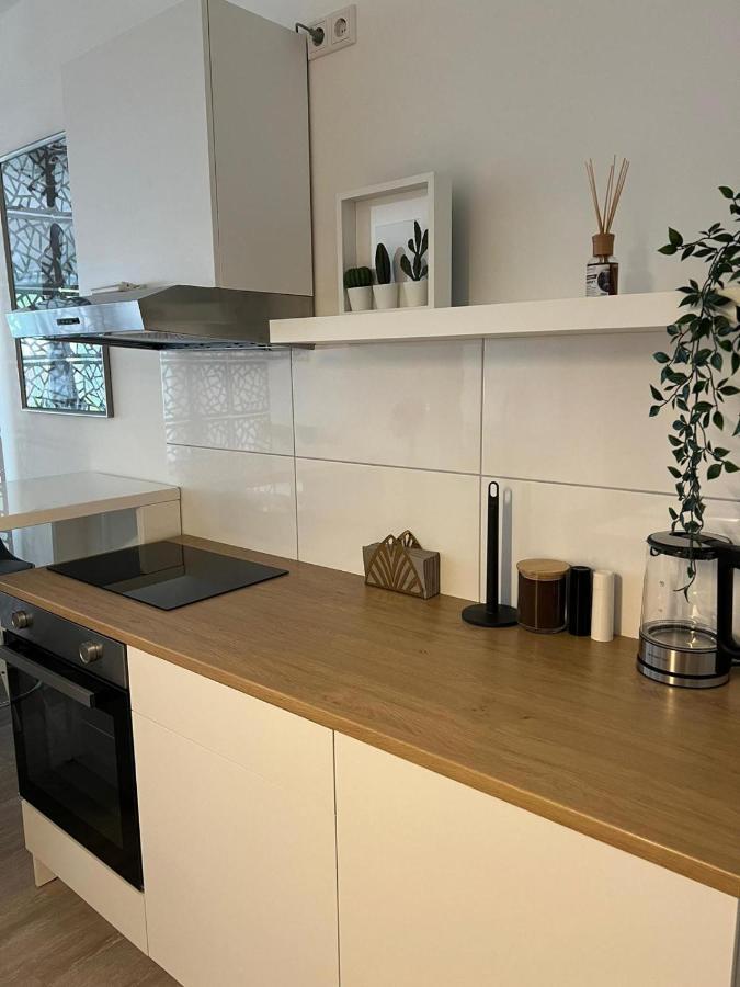 Luxurioeses Apartment Fuer 4 Personen, Neubau, Parkplatz Free Бохум Экстерьер фото