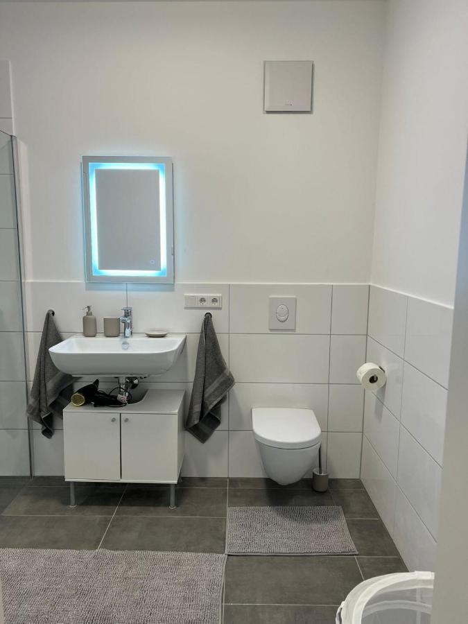 Luxurioeses Apartment Fuer 4 Personen, Neubau, Parkplatz Free Бохум Экстерьер фото